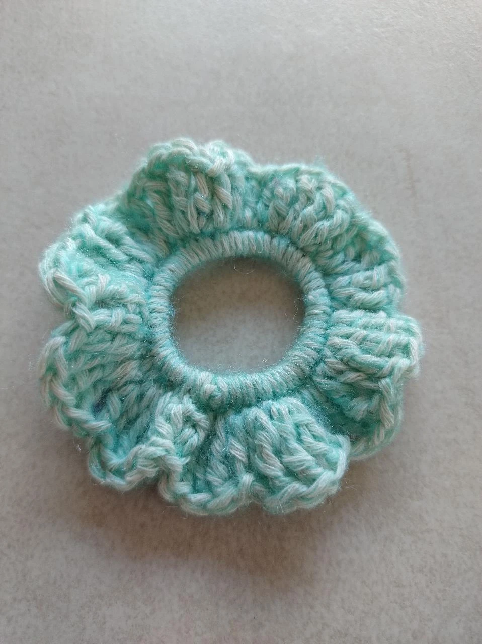 Hair scrunchies crocheted dark blue, green, mint green – photo 3
